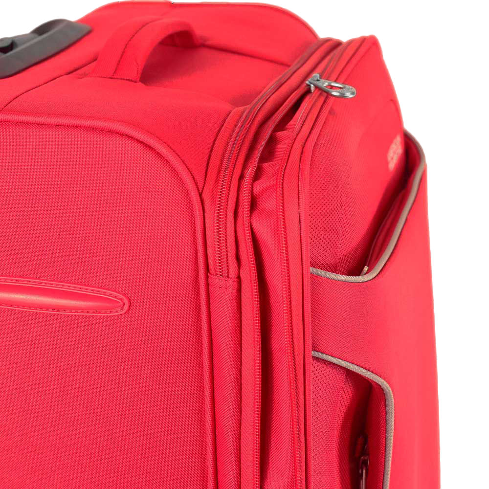 Maleta Suave LAYTON SPINNER 69/25 EXP Mediana RED