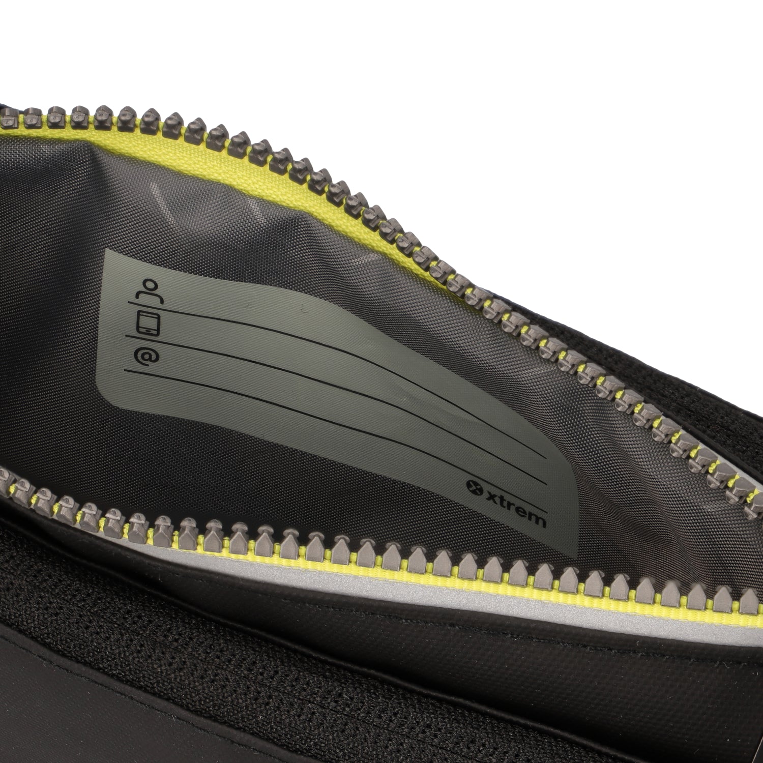 Estuche Pencil Case Trinity 209 Black Reversed