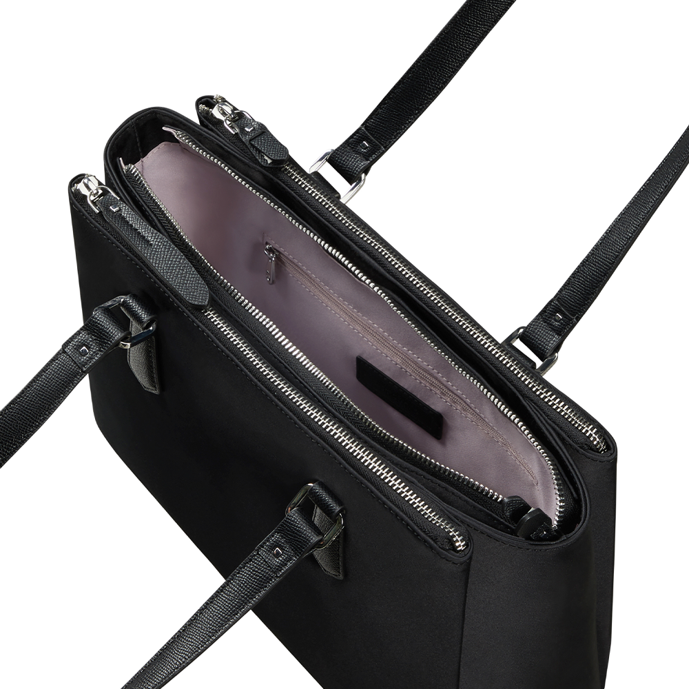 Cartera Tote Bag  Essentially Karissa Preta