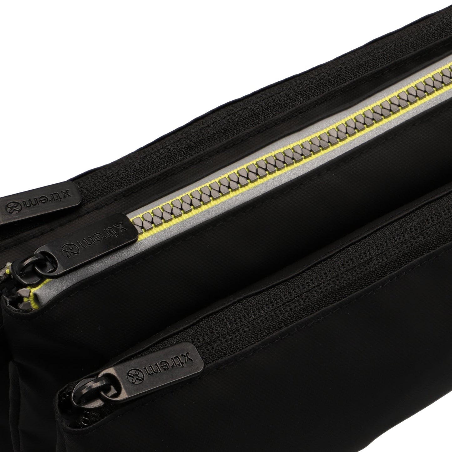 Estuche Pencil Case Trinity 209 Black Reversed